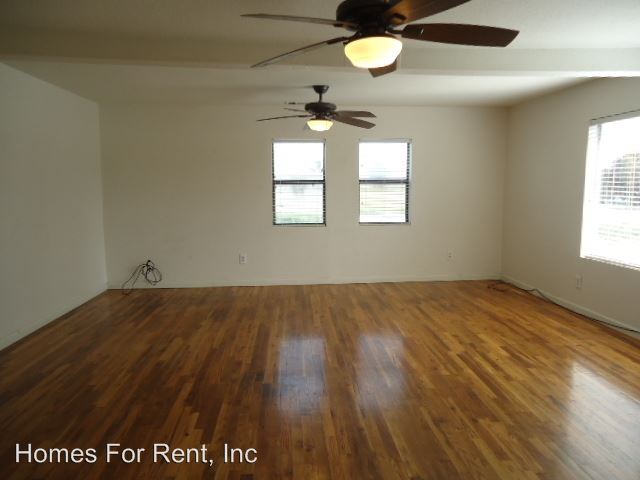Building Photo - 17108 Avenue 288