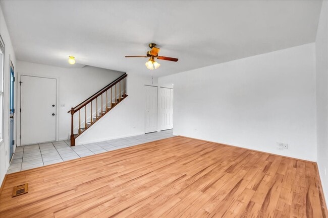 Foto del edificio - 1426 Walnut Cir