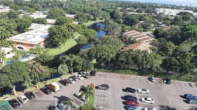 Foto del edificio - 1800 N Andrews Ave