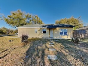 Building Photo - 11102 River Grove Dr