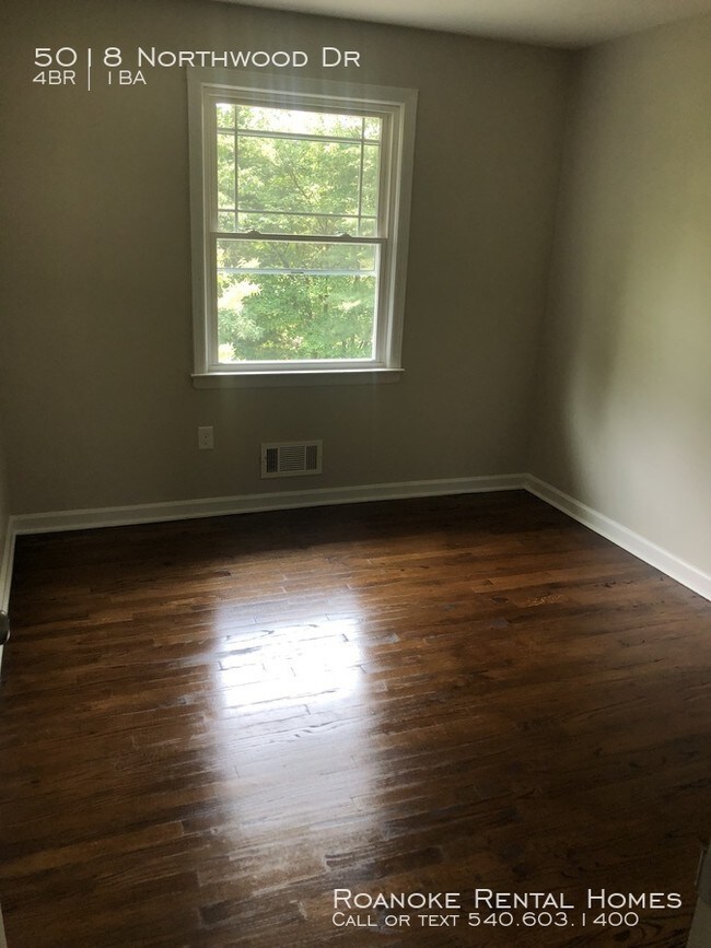 Foto del edificio - 5018 Northwood Dr NW