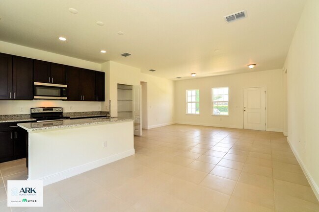 Building Photo - 16673 SW 21st Cir