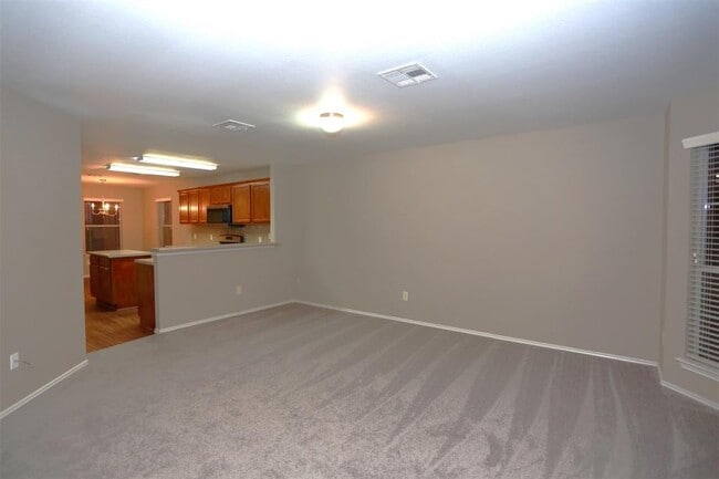 Building Photo - 116 Yucca House Dr