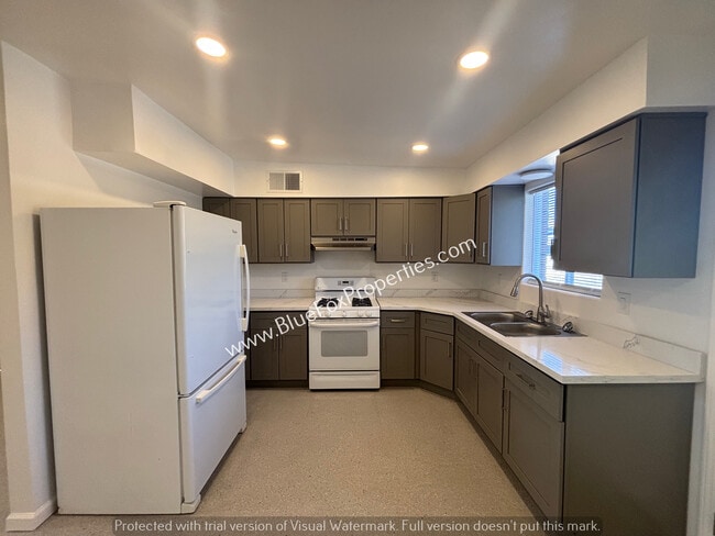 Foto del edificio - 654 W Mabel St