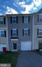 Building Photo - 20 Rhea Dr