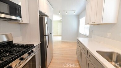 Building Photo - 223 Avenida Monterey