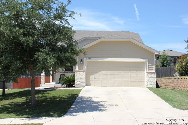 Foto del edificio - Great 4 Bedroom, 3 Bathroom Home Available in Scenic Hills (Cibolo/Schertz) Realtor Commission: $600