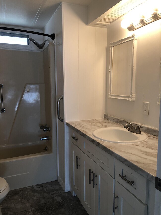 Building Photo - 522 Egret Cir