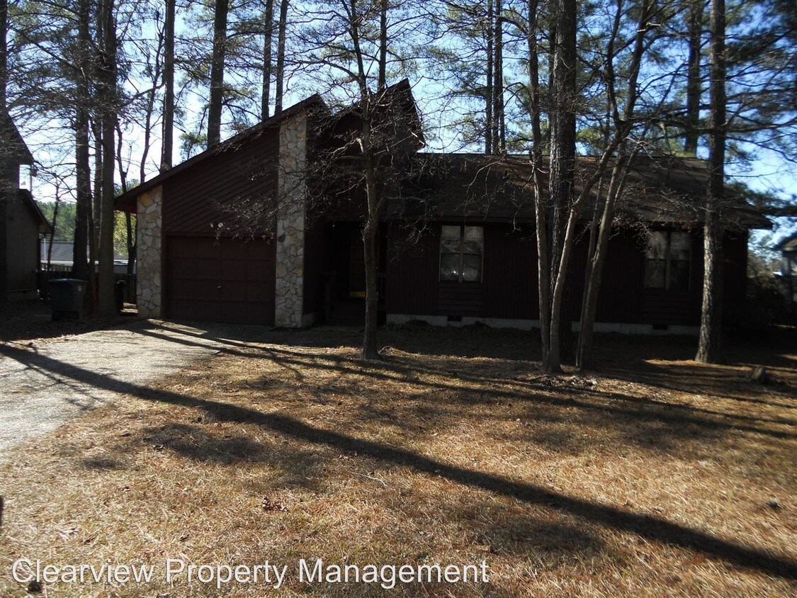 Primary Photo - 3 br, 2 bath House - 905 Whitcomb Dr.
