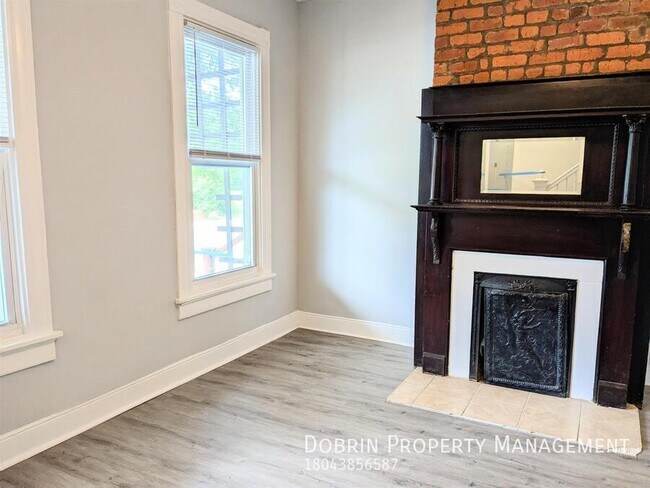 Foto del edificio - 805 S Meadow St