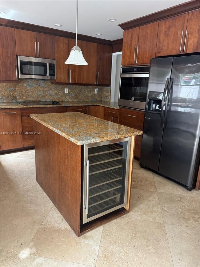 Foto del edificio - 3920 Woodside Dr