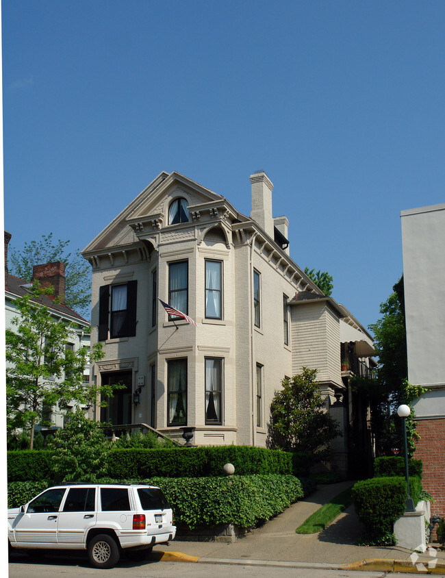 Ashley Place Rentals Pittsburgh, PA