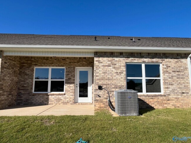 Foto del edificio - 3131 Lea Ln SE