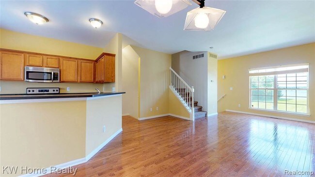 Foto del edificio - 1547 Cass Lake Rd