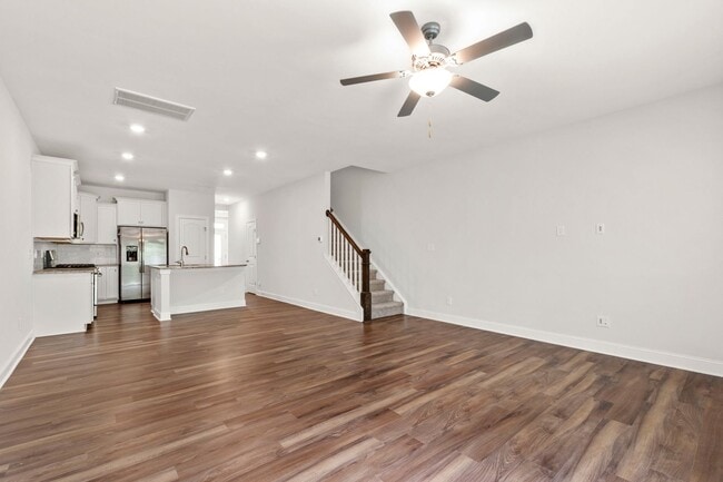 Building Photo - Beautifully Kept 2-Bedroom Townhome in Dur...