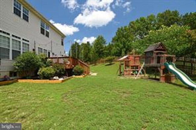 Building Photo - Beautiful, Spacious Home in a Prime Freder...