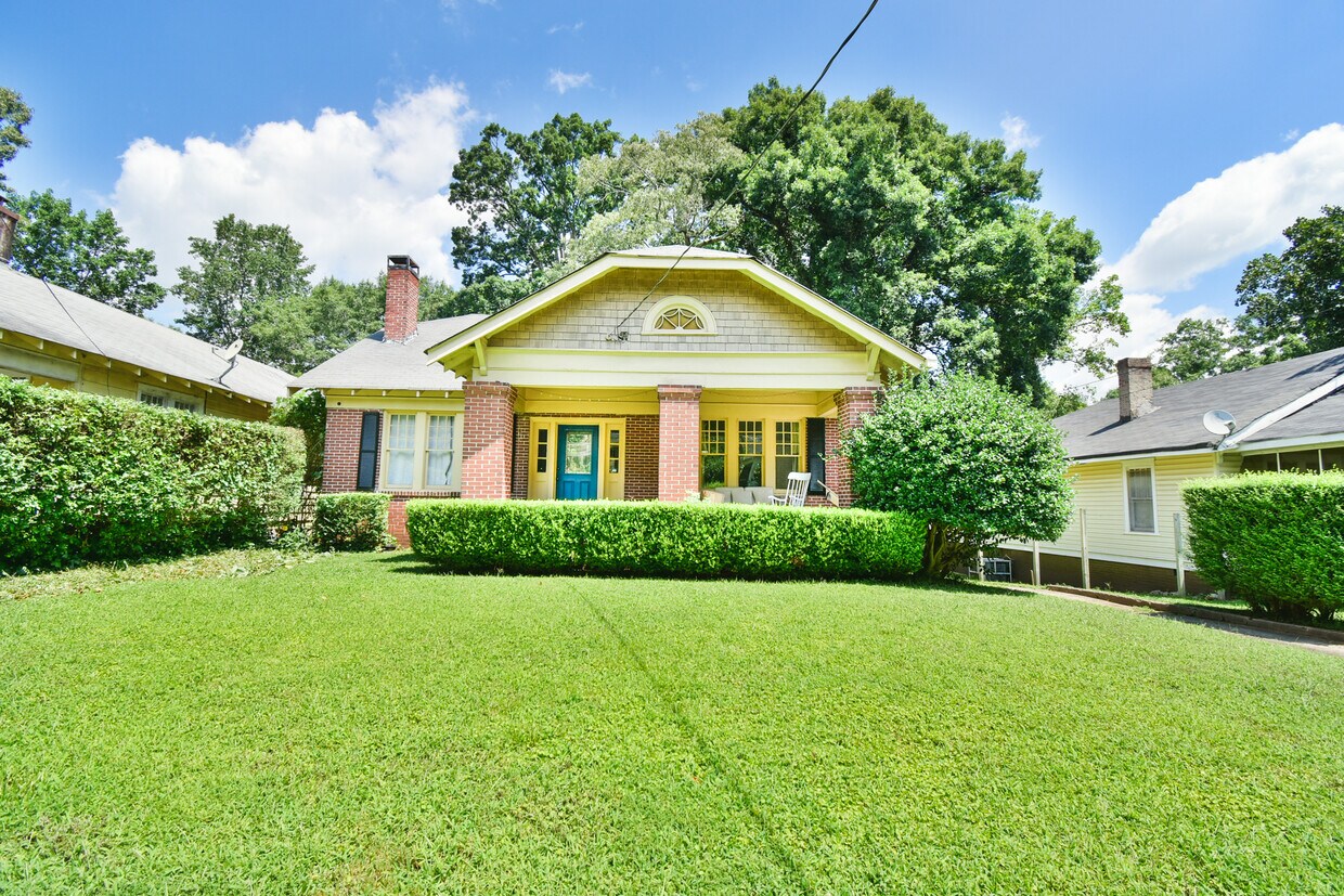 957 Burns Dr SW, Atlanta, GA 30310 House Rental in Atlanta, GA