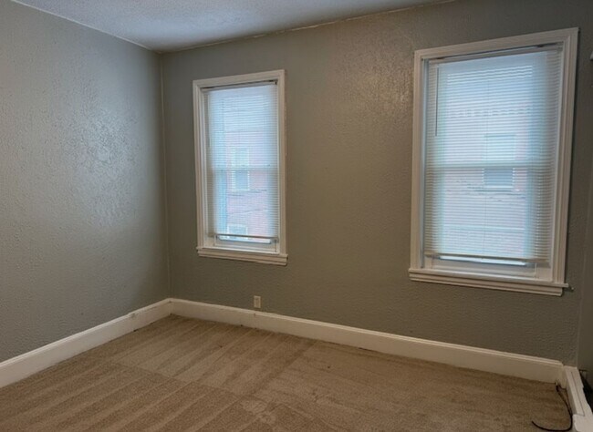 Foto del edificio - Great 2 bedroom available NOW!