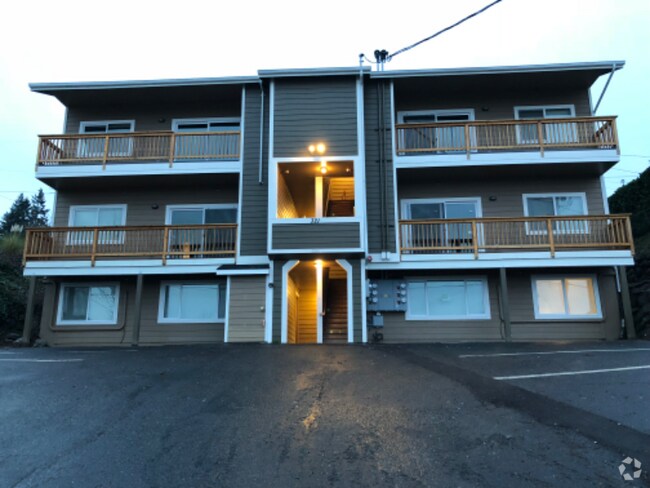 Building Photo - 321 N Wycoff Ave