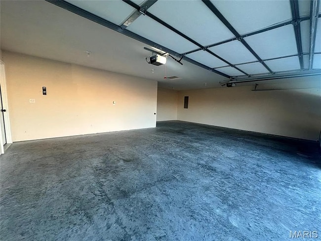 Building Photo - 3609 Justine Dr