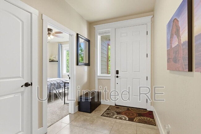 Building Photo - 2907 W Presidio Dr
