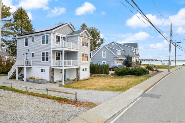 Building Photo - 4 Beach Rd