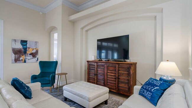 Foto del edificio - Luxury Long-Term Rental in Destiny East- Fully Furnished 5B/3.5B Home