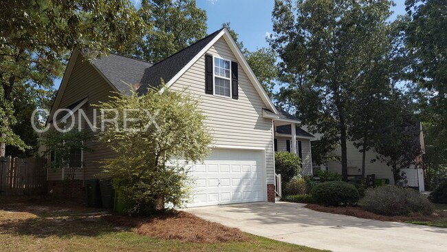 Foto del edificio - 329 Oak Creek Cir