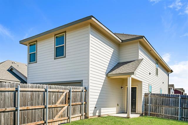 Building Photo - 5244 Applegate Dr