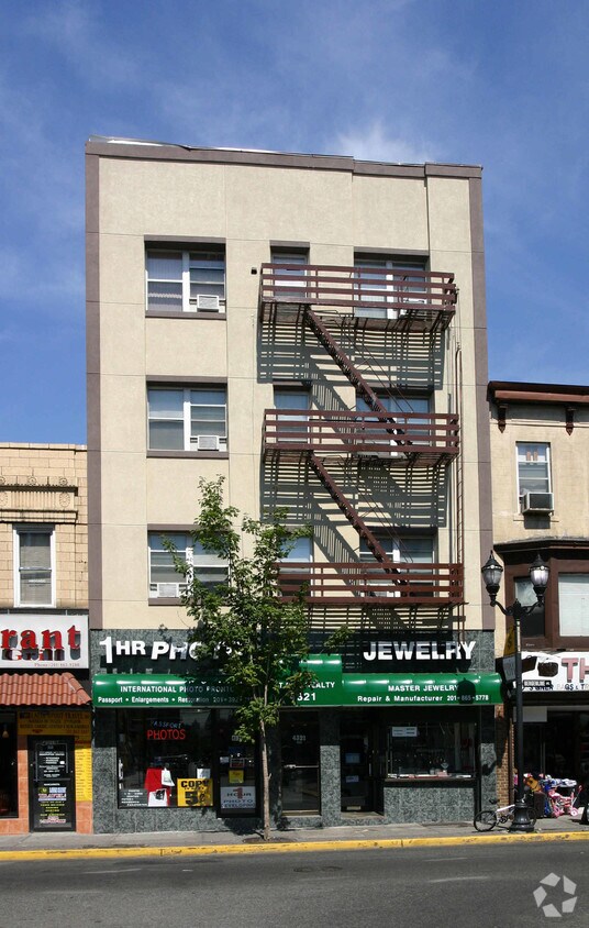 Building Photo - 4321-4323 Bergenline Ave