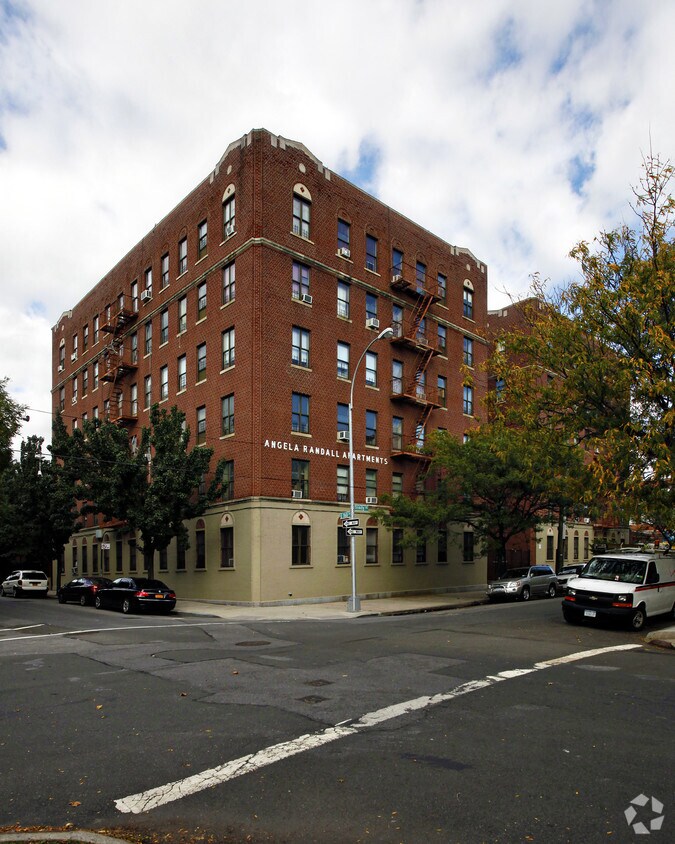 Foto del edificio - Angela Randall Apartments