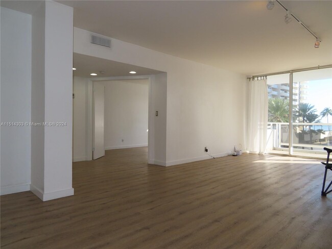 Building Photo - 5700 Collins Ave