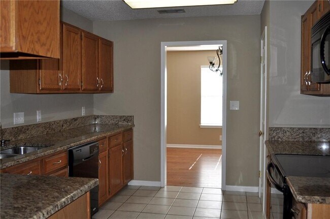 Foto del edificio - 8304 Red Willow Dr