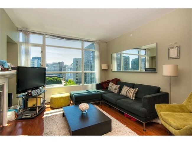 Building Photo - 1Bd/1Ba Seattle Condo