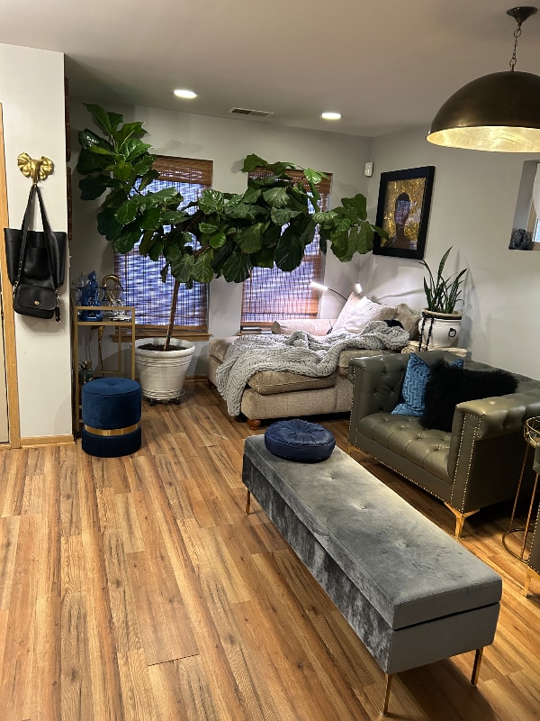 Photo - 7636 S Parnell Ave Apartment