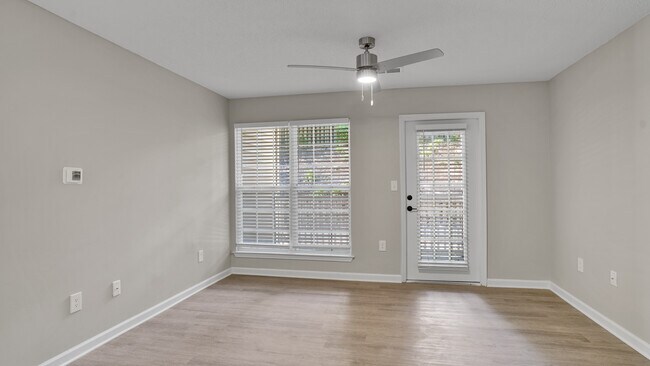 Foto del edificio - LYNX Gate City