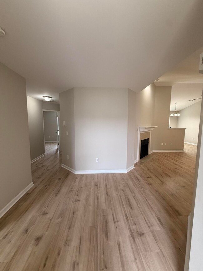 Foto del edificio - 157 Palmer Dr