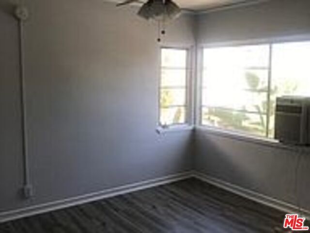 Building Photo - 1152 S Cochran Ave