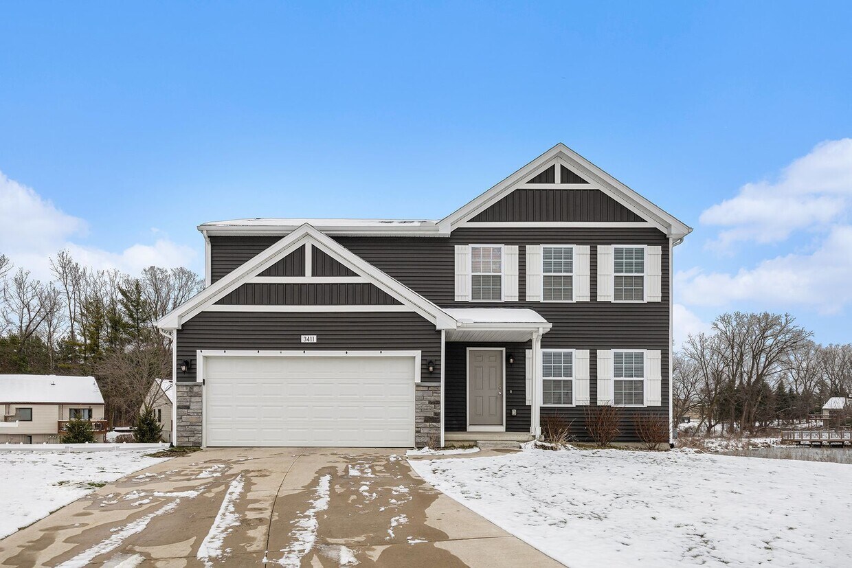 Primary Photo - Beautiful home for rent in Hudsonville MI
