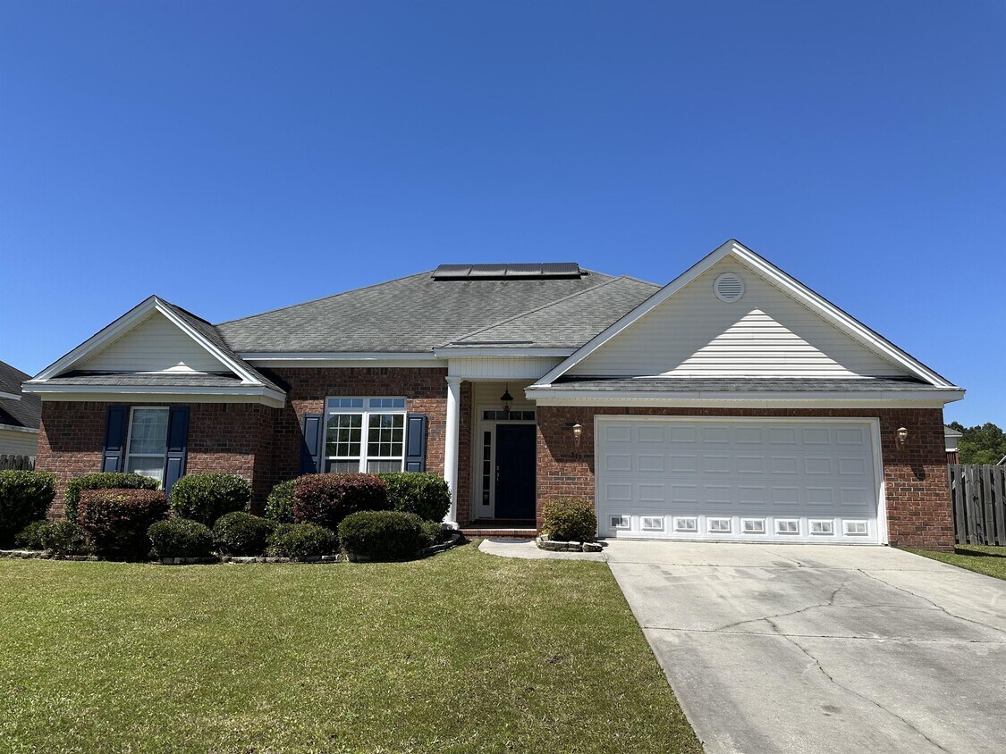 Building Photo - 211 Byron Dr