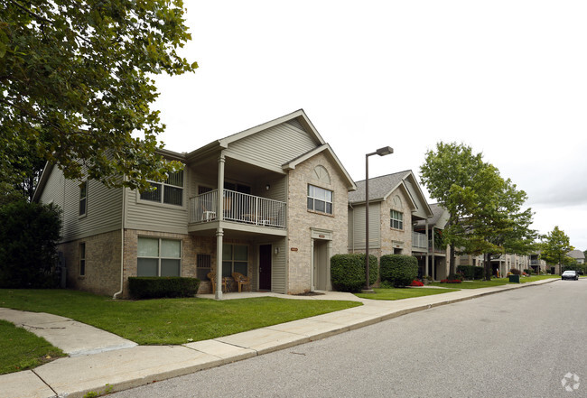 Building Photo - Circle Drive Commons