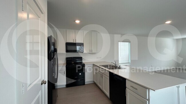 Foto del edificio - 6313 Kingfisher Wy