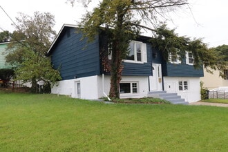 Building Photo - 4203 John St