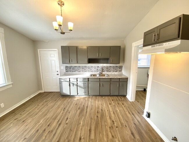 Foto del edificio - 906 Vine St