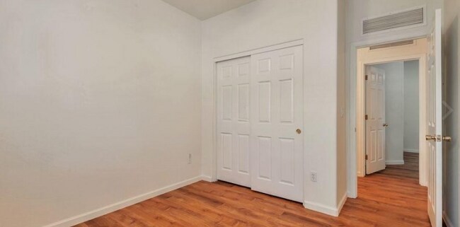 Building Photo - 11258 W Combine Dr