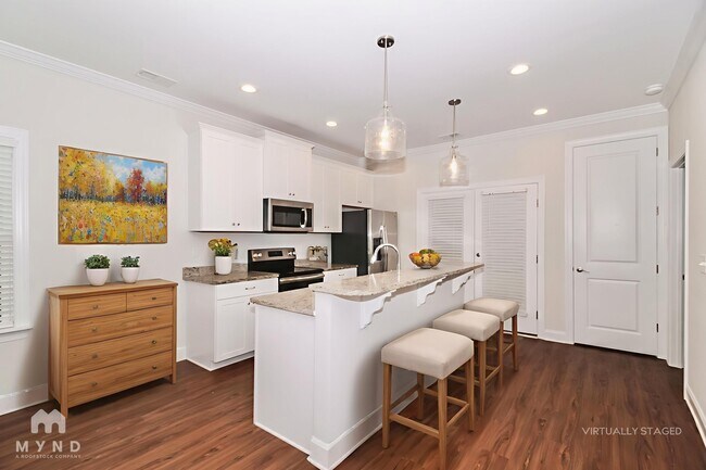 Foto del edificio - 73 Highland Forest Cir