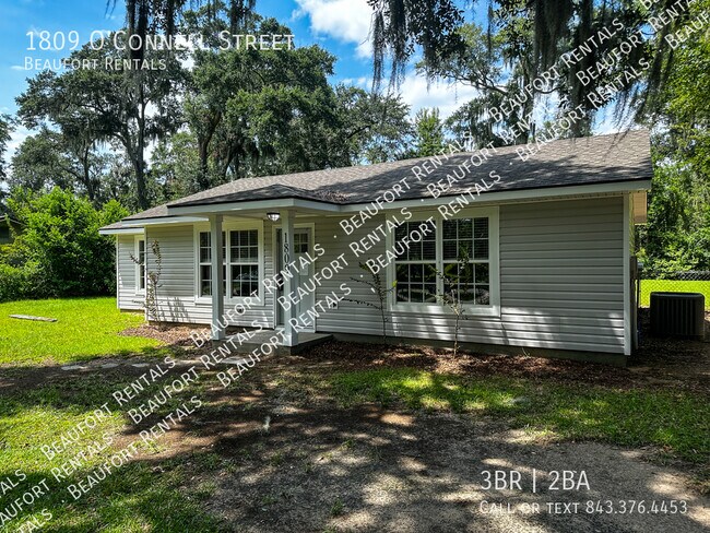 Building Photo - 1809 O'Connell Street, Downtown Beaufort