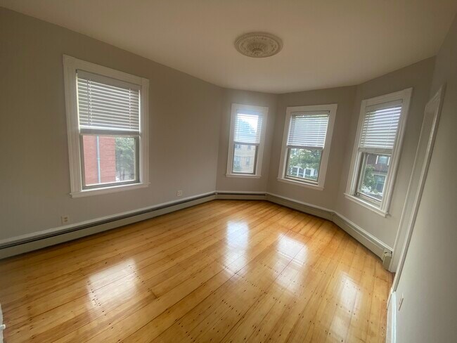 Foto del edificio - 24 Norris St