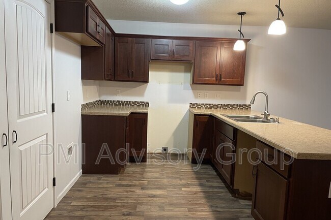 Building Photo - 2713 SE Taurus Ct