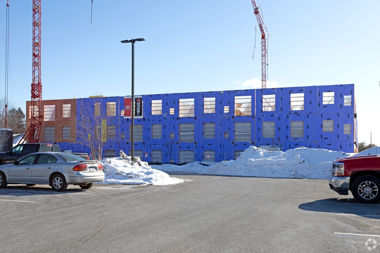 Beck46 4020 Nawadaha Blvd Minneapolis, MN Apartments for Rent in